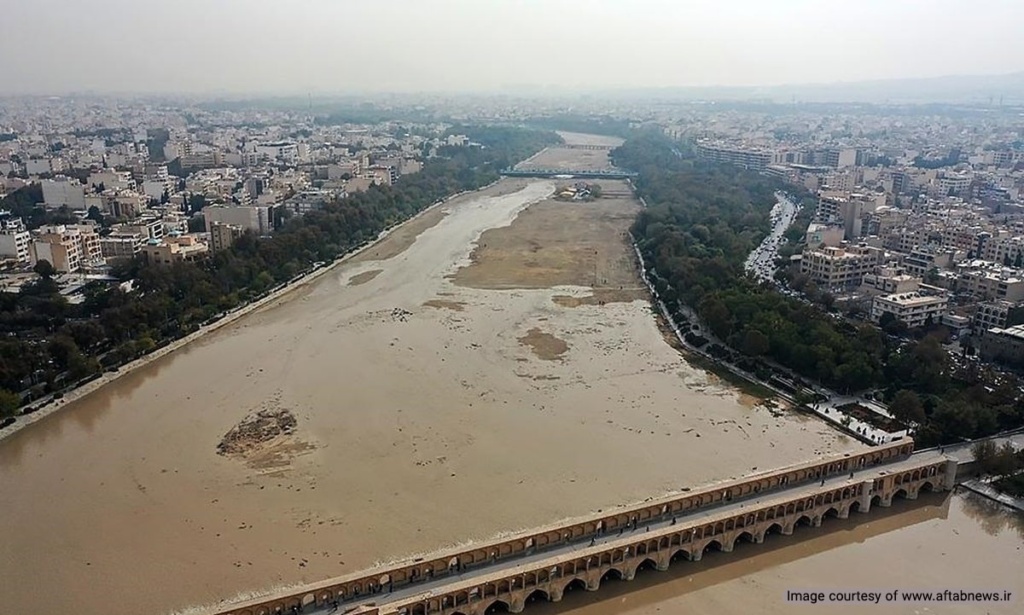 خشکسالی زاینده رود را به رودخانه‌ای مرده تبدیل کرده است