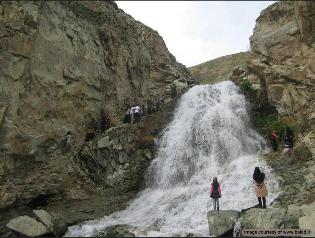 چشمه اعلا و طبیعت بسیار زیبای آن