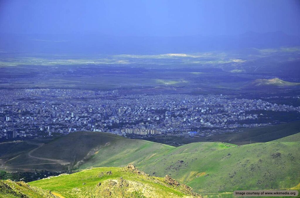 سفر به همدان و بازدید از دیدنی‌های آن