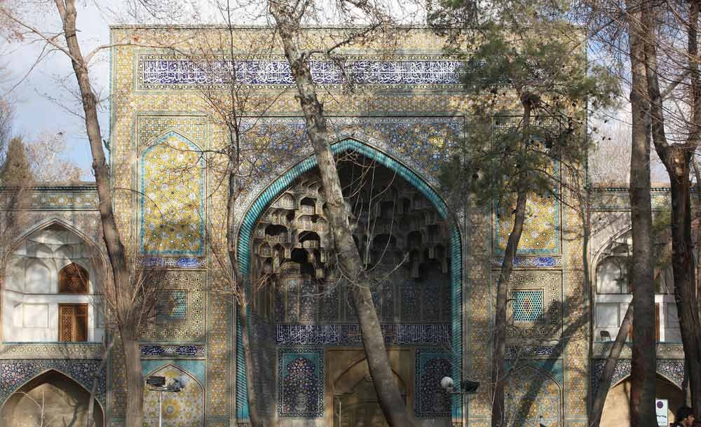 نمایی از مدرسه چهارباغ اصفهان