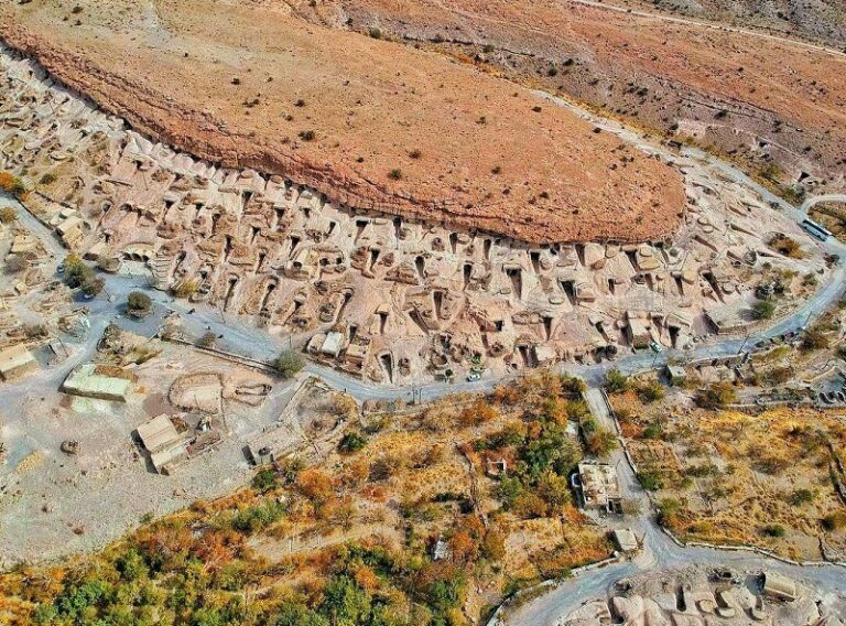 چشم انداز فرهنگی روستای تاریخی میمند