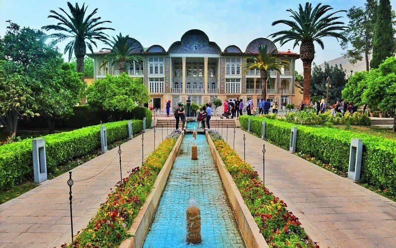نمای باغ ارم شیراز