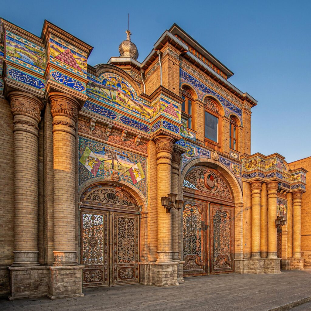 سردر باغ ملی تهران؛ نمادی قدیمی از تهران