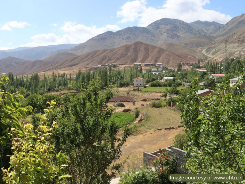 منظره‌ی مسیر تهران تا سمنان از جاده فیروکوه