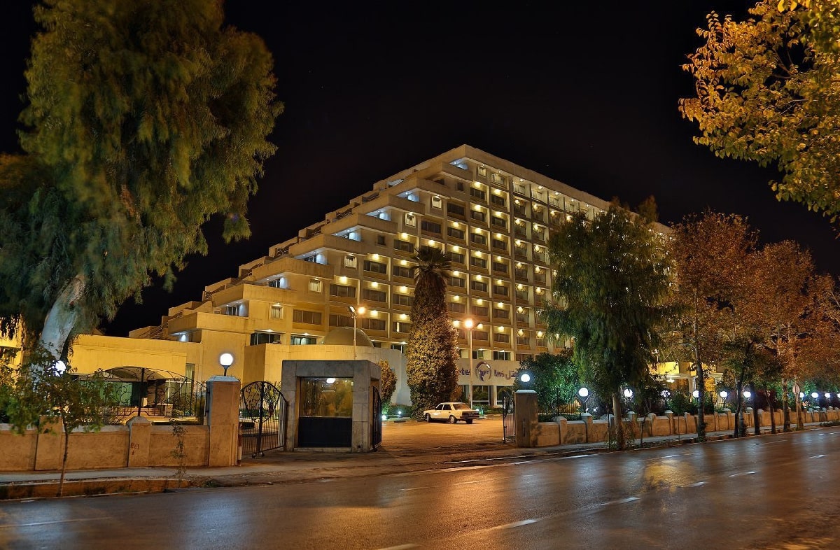 معرفی هتل هما شیراز و چرایی رزرو آن
