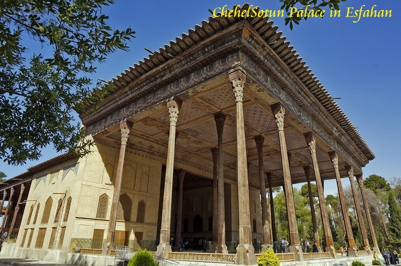 Chehelsotun-palace-Iran-Tours