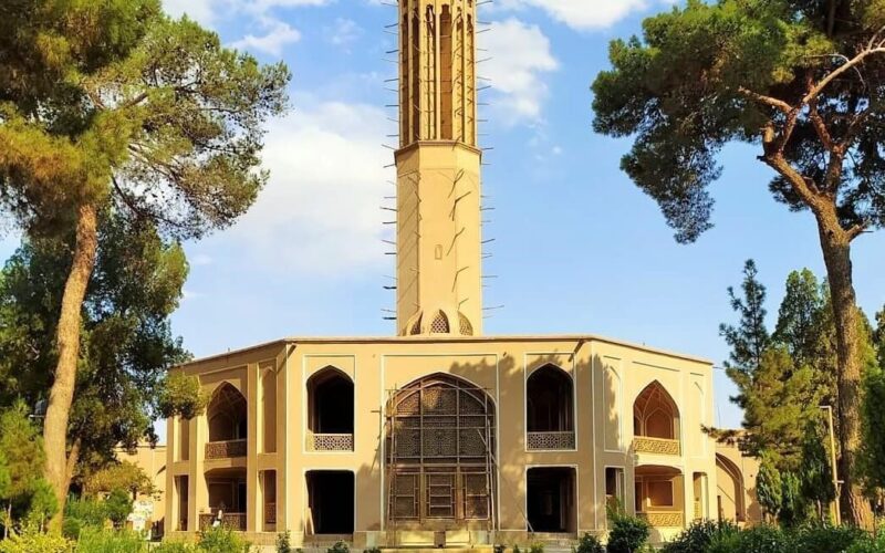 Learn more about Dolat Abad Garden of Yazd and Afsharid architecture