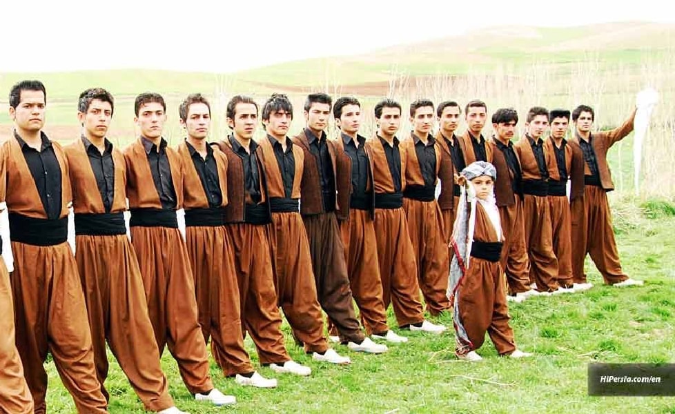 Chain dance is one of the popular Kurdish dance moves