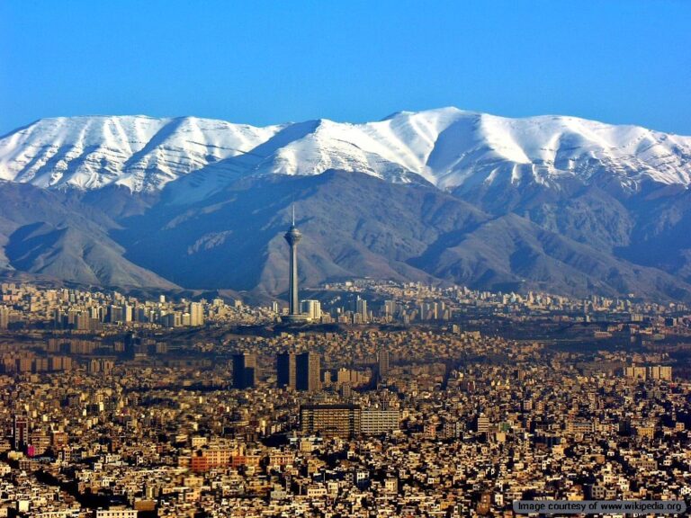 Explore the Alborz Mountain range